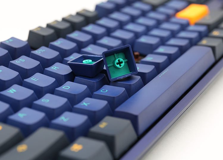 Ducky One 2 Horizon Tkl Mechanical Keyboard Non Backlit Model With Pbt Double Shot Keycaps One Of The Mainstream Products Of Ducky Nowadays