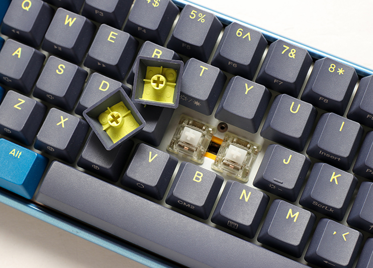 QUACK Mechanics uses only the finest materials, our keycaps are made from true PBT. The seamless legends are formed through a double-shot technique where two plastics are molded together, allowing legends to never fade away even after multiple years of use.<br />Finished with a frosted surface, and these keycaps are shine and stain-resistant, made for fast movements and non-stop use, all while maintaining their original look.