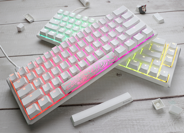 Personalize your keyboard with effects built into the keyboard. Change brightness, speed, and color and make your keyboard shine with your very own style.