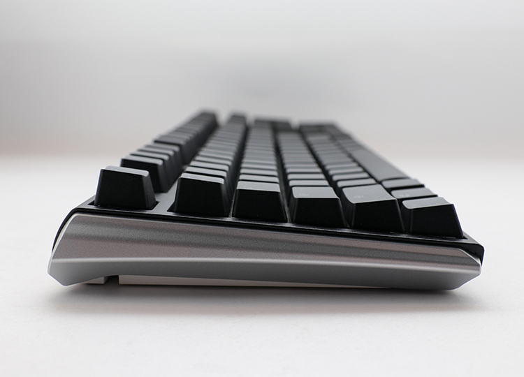 The keyboard features a sleek bezel design to match all varieties of keycap colorways.