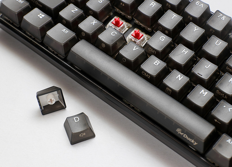 Unique block style keycaps are equipped, which take inspiration from the design language of architectural concrete to give the keyboard modern and stylish energy.